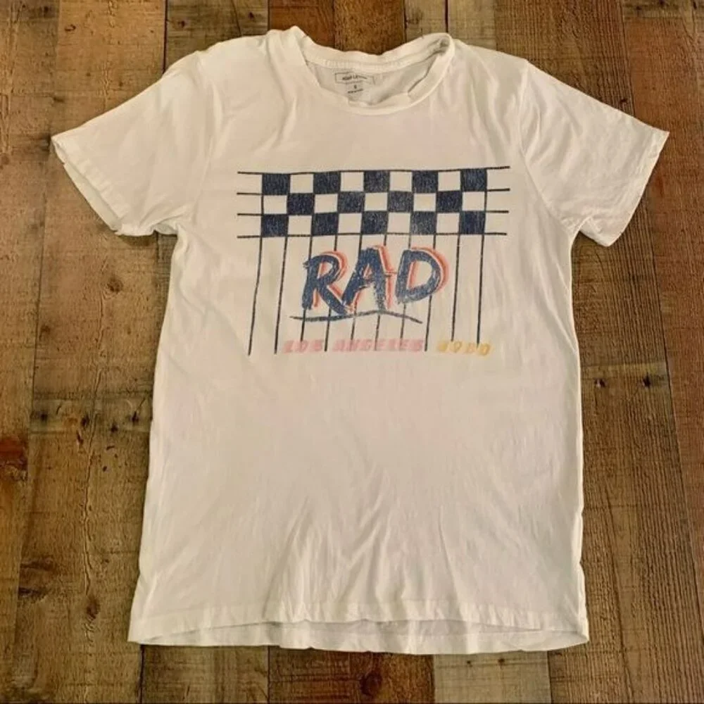 Adam Levine mens short sleeve crew neck rad graphic tee in white - S